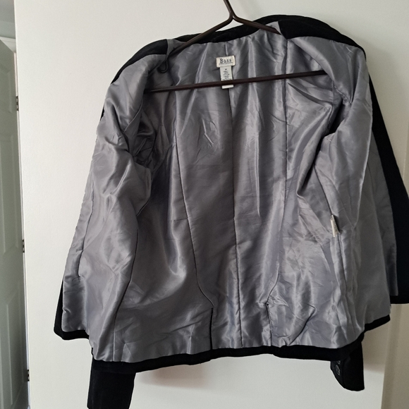 Bass Black Velvet Blazer - Picture 3 of 5